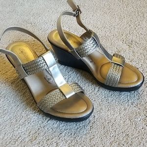 Wedge sandals